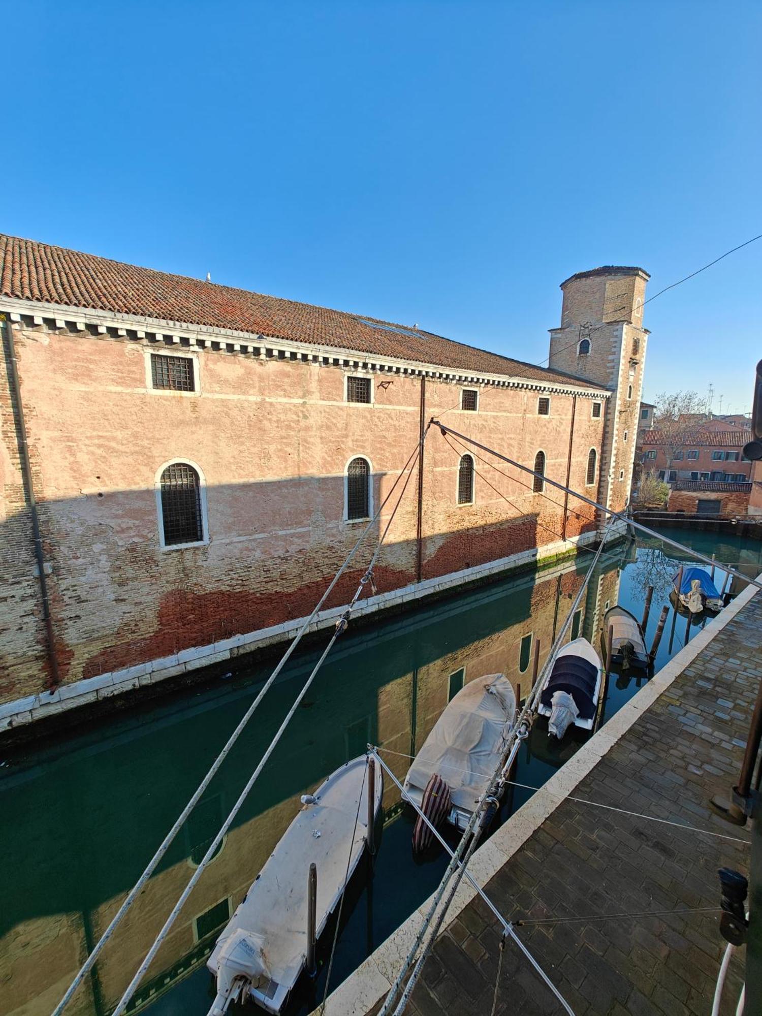 Castello Canal View البندقية المظهر الخارجي الصورة