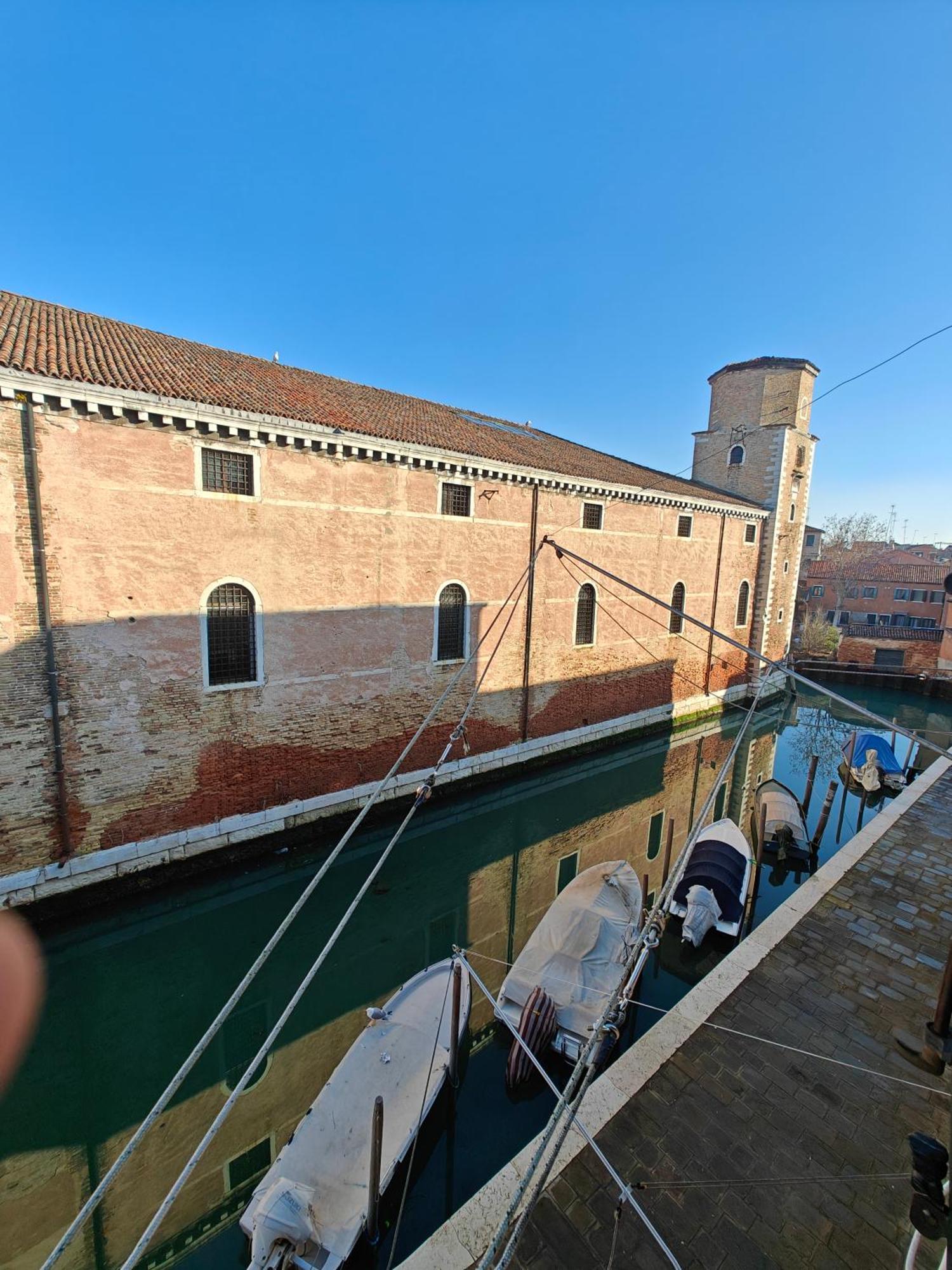 Castello Canal View البندقية المظهر الخارجي الصورة